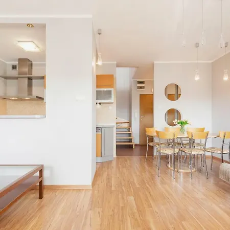 Διαμέρισμα Spacerowa With Parking By Renters *