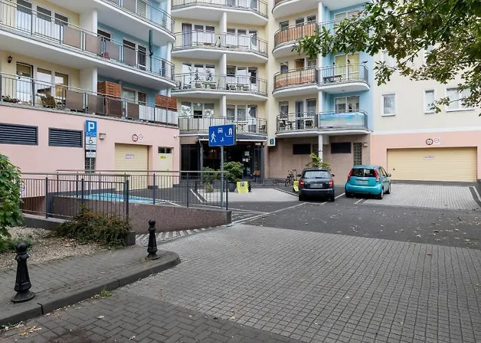 Spacerowa With Parking By Renters Daire Kolobrzeg