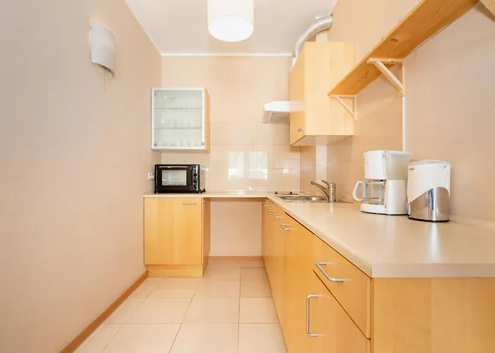 Spacerowa With Parking By Renters Daire Kolobrzeg