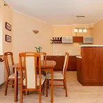 Spacerowa With Parking By Renters Διαμέρισμα Kołobrzeg
