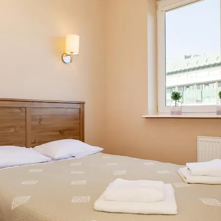 Spacerowa With Parking By Renters Apartamento *