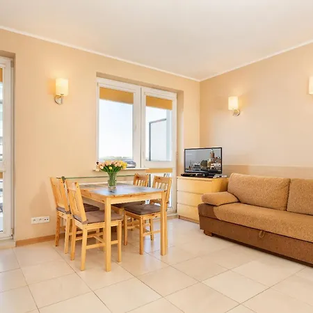 Spacerowa With Parking By Renters Daire *