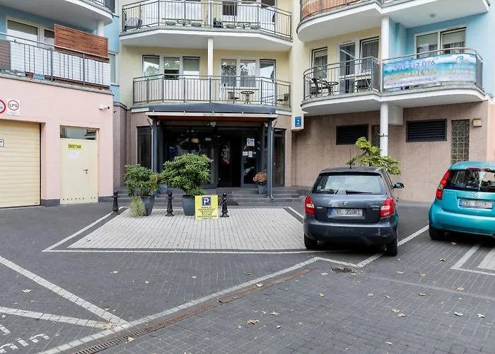 Spacerowa With Parking By Renters Διαμέρισμα Kołobrzeg