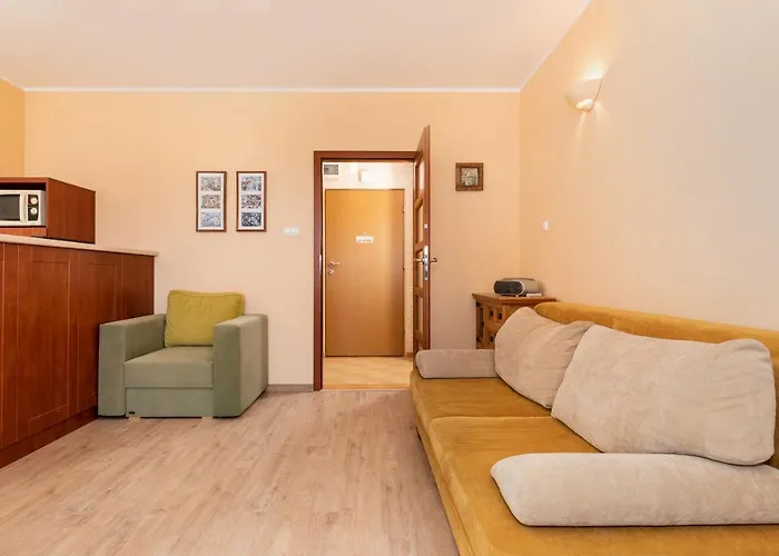 Διαμέρισμα Spacerowa With Parking By Renters Kołobrzeg