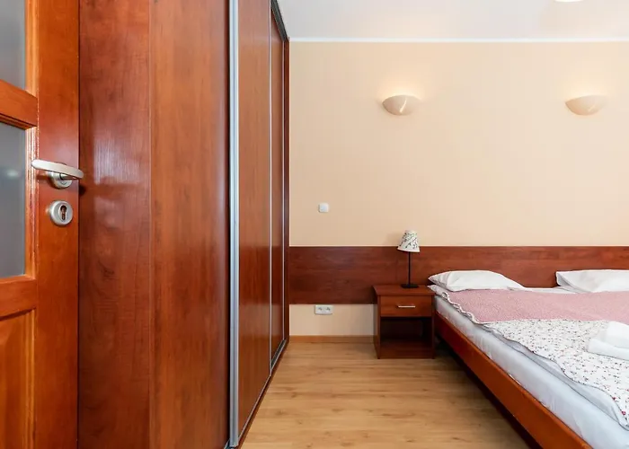 Spacerowa With Parking By Renters Διαμέρισμα *