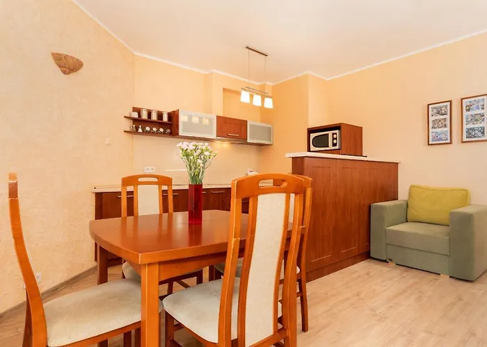 Spacerowa With Parking By Renters Kołobrzeg